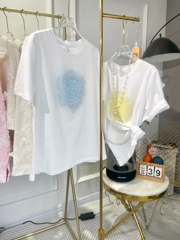 静奢风纯色山茶花烫钻T恤休闲印花百搭宽松设计感