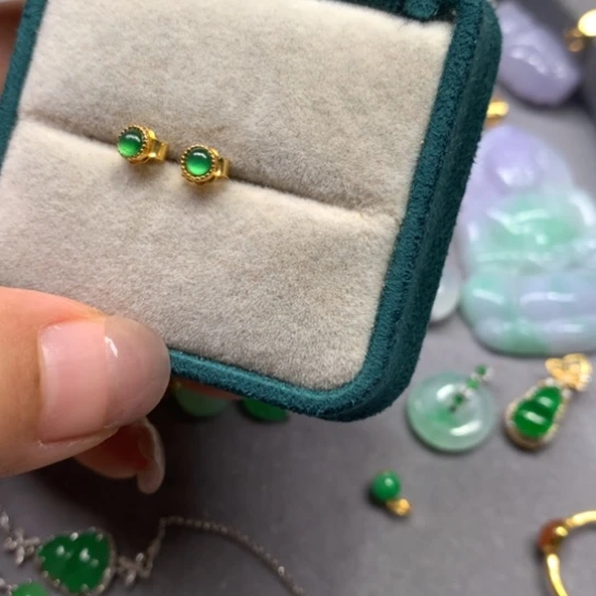 颈饰银S925镶嵌翡翠