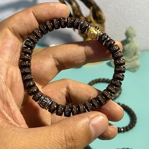 手串椰蒂8耶嘎搭配一念之间上上签