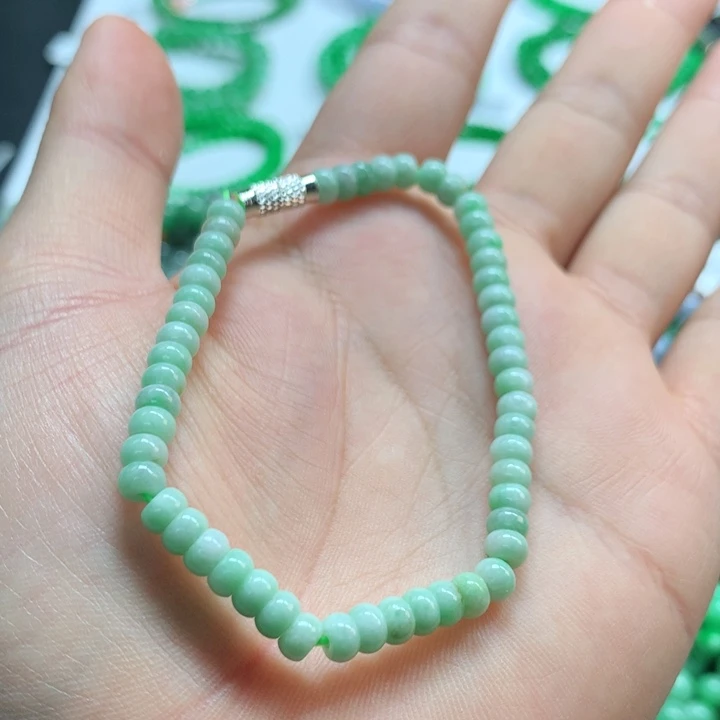 翡翠未镶嵌手链翡翠