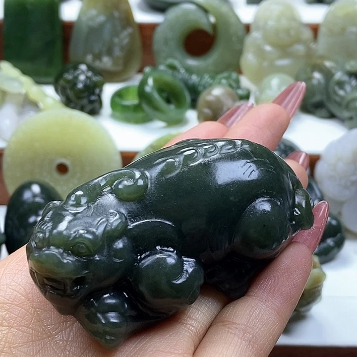 和田玉颈饰未镶嵌我**忧