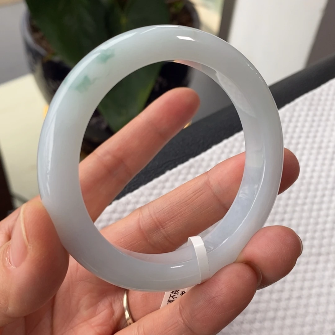 翡翠未镶嵌手镯9号