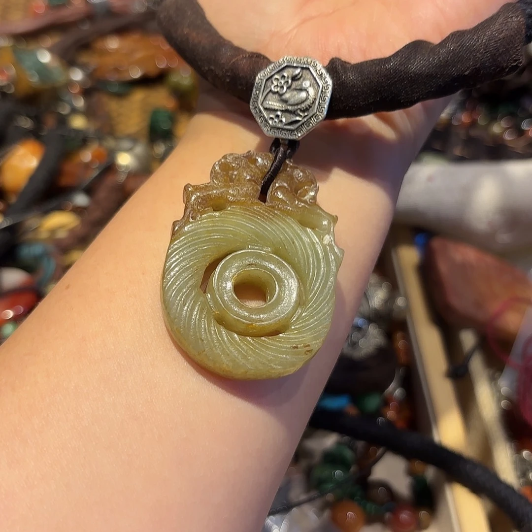 和田玉（糖玉）未镶嵌颈饰原创