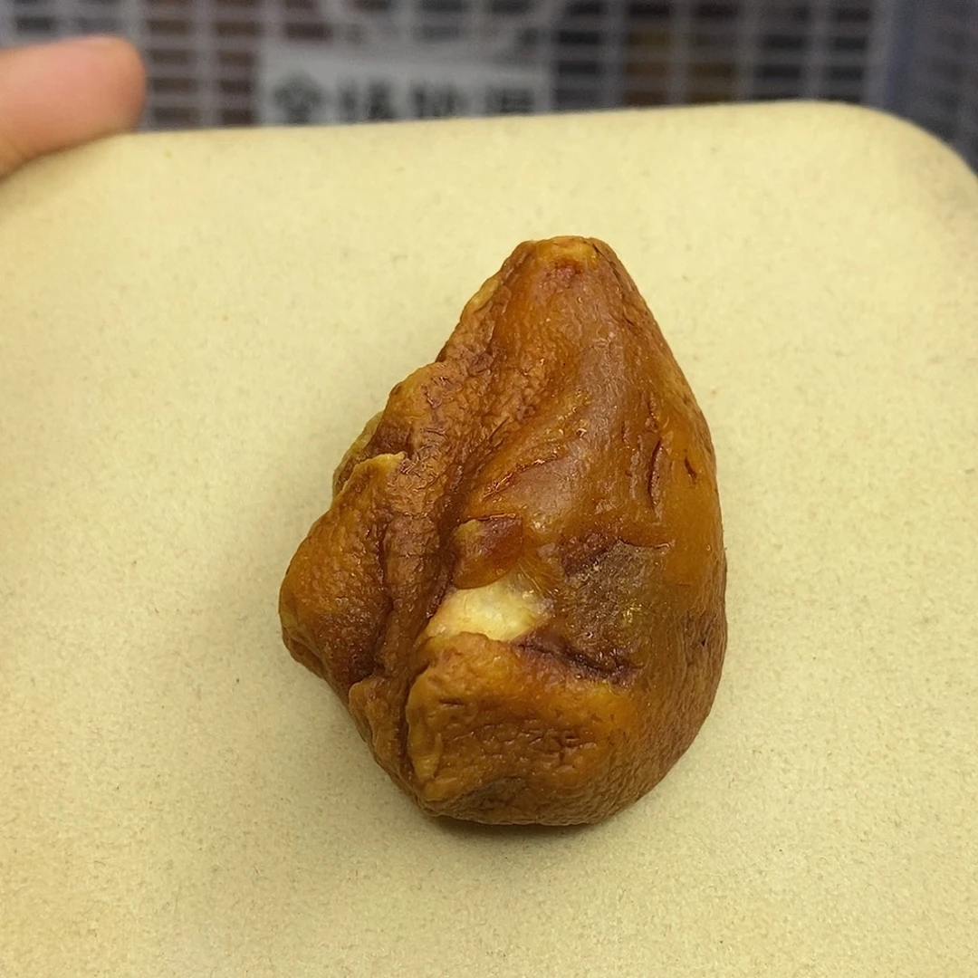 定制蜜蜡未镶嵌梨