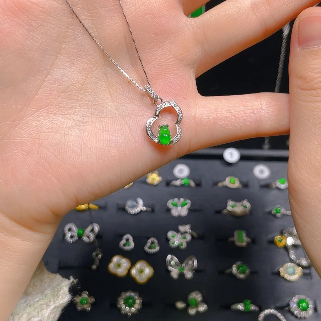 翡翠戒指银S925镶嵌吊坠