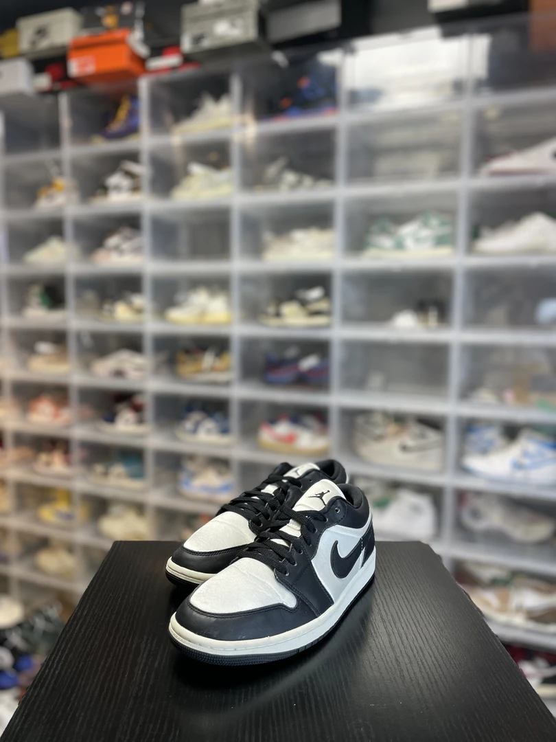 99新 MM6 aj1丝绸熊猫休闲鞋/42/已精洗/穿一次/
