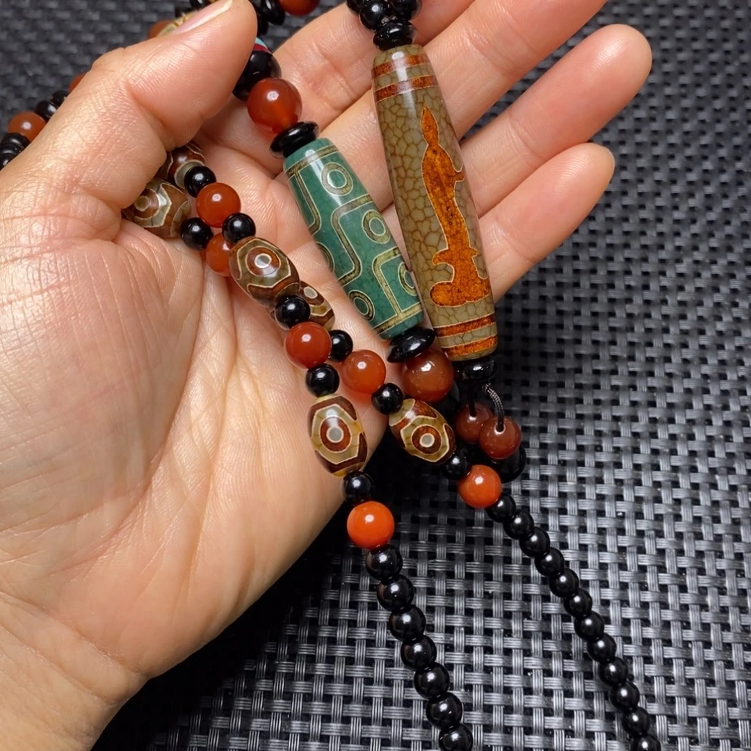 嘿***.玛瑙/玉髓未镶嵌手链