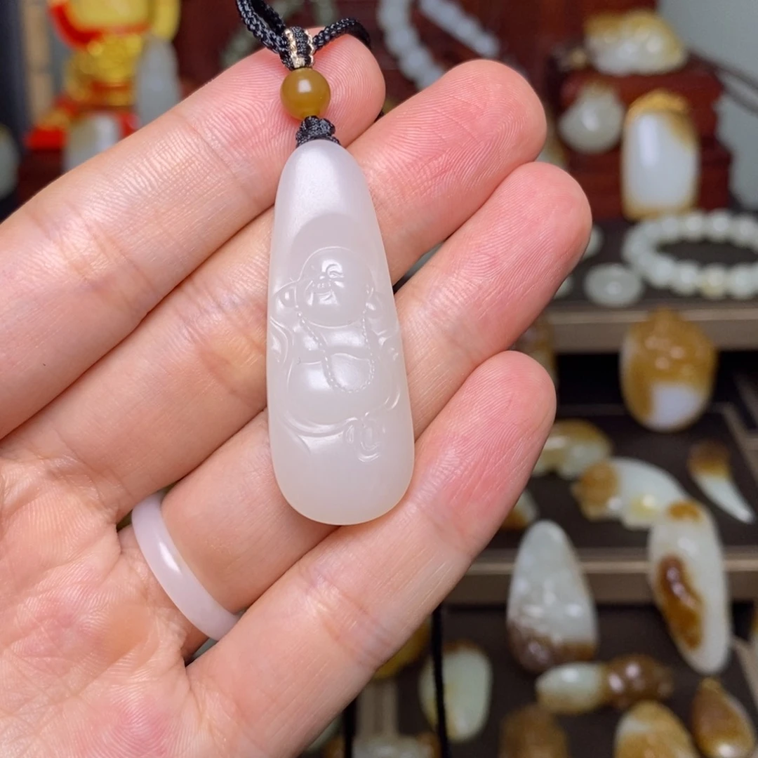 和田玉未镶嵌颈饰E**叶