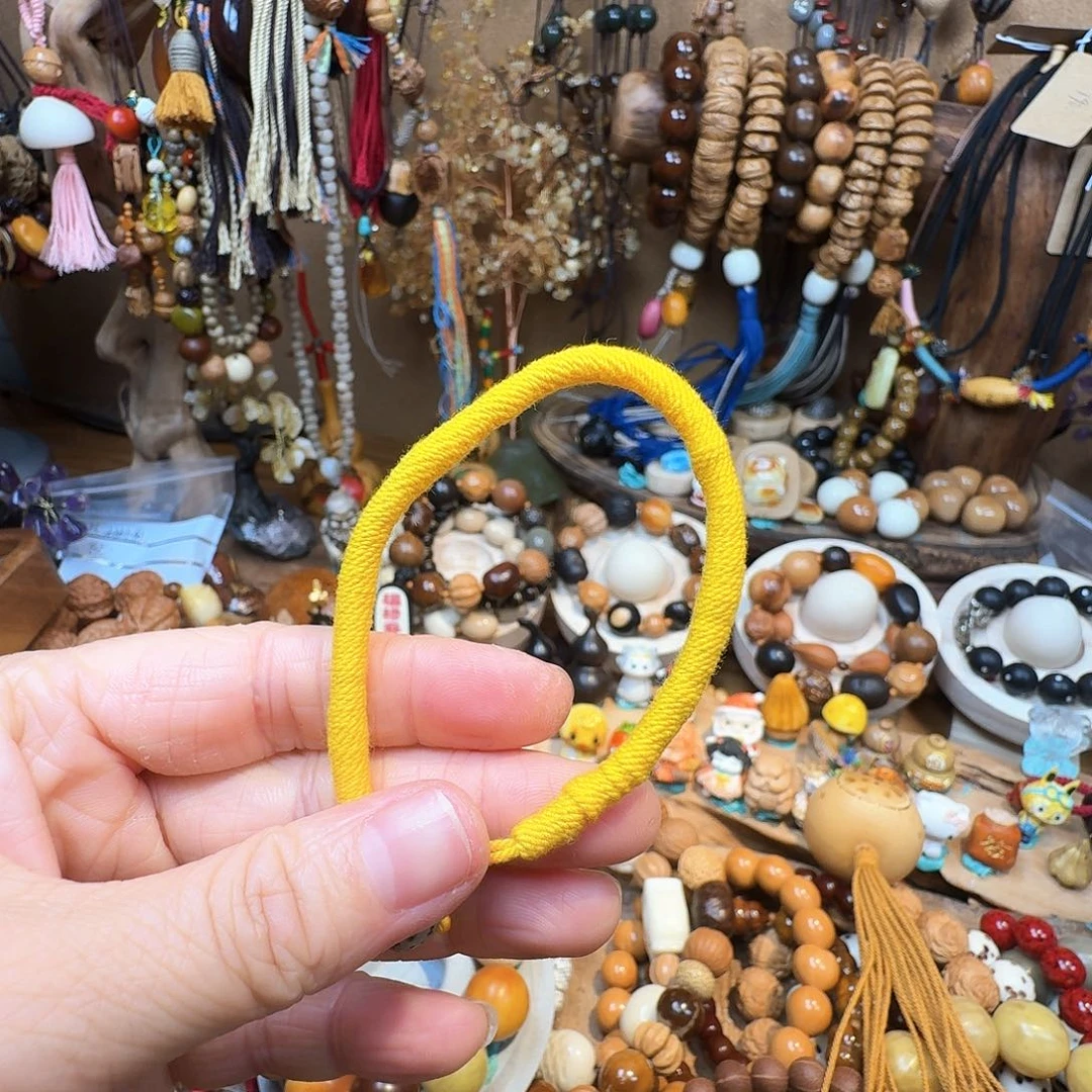 柏香籽/百香籽吊坠是****?菩提树是世界