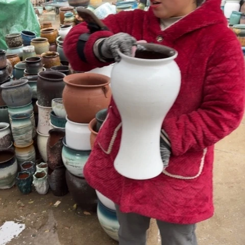 口16高38瑕疵盆子。