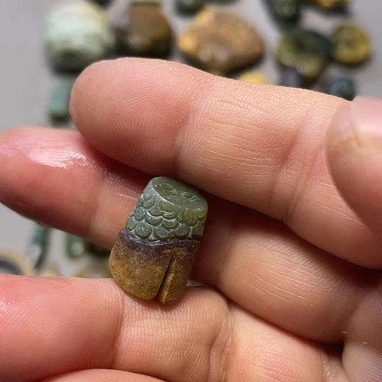 普***蛙岫岩河磨玉（透闪石质玉）未镶嵌挂件