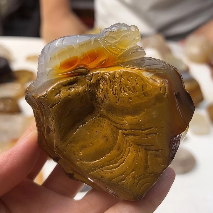 未镶嵌颈饰玛瑙/玉髓