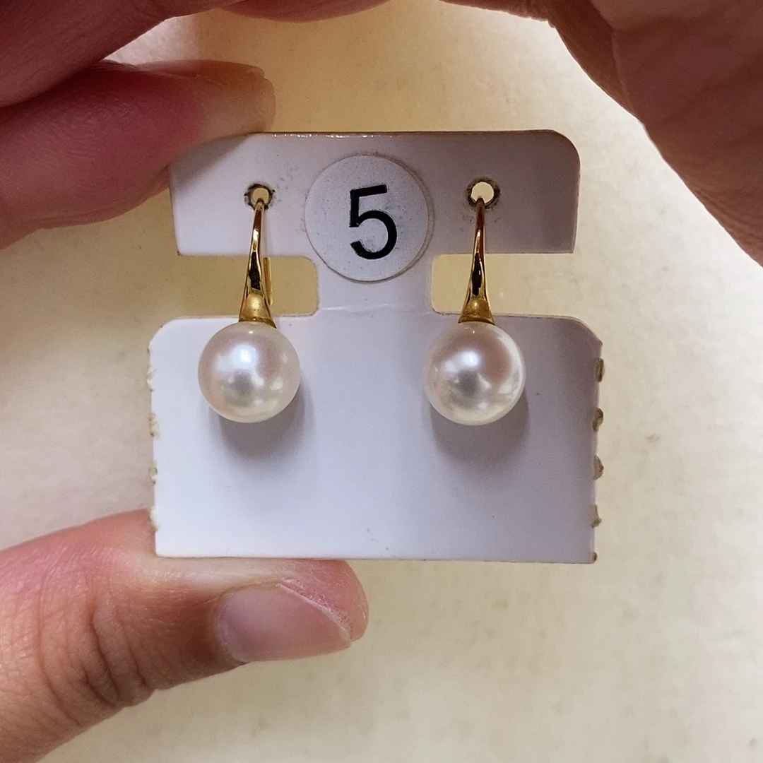 18K金镶嵌耳饰淡水珍珠