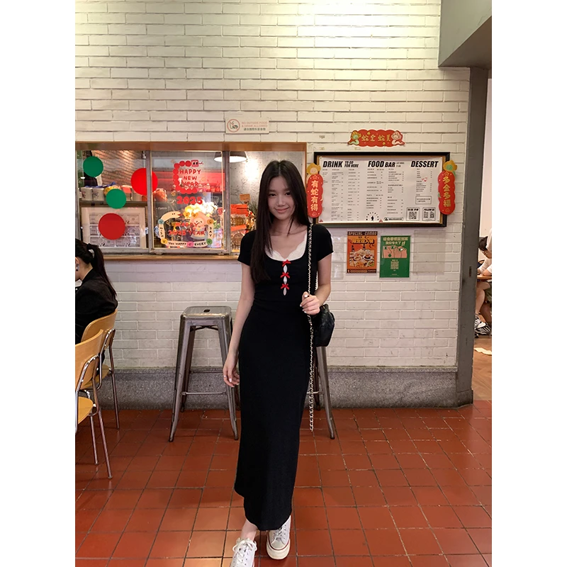 YOKALSS少女家 黑色镂空U领针织短袖连衣裙春夏气质长裙 L32315S5