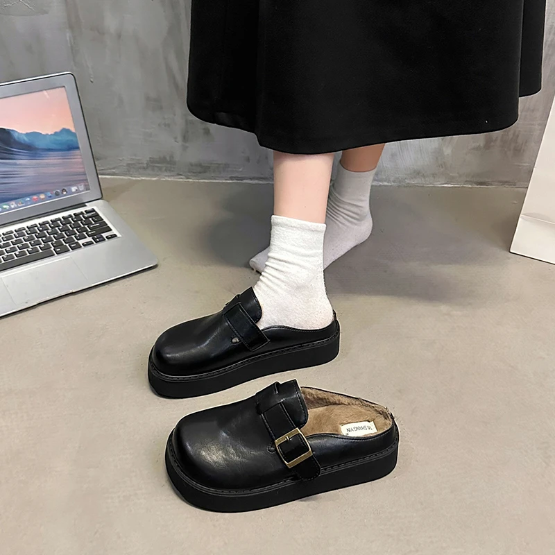 厚底勃肯鞋加绒皮面包头半拖女外穿2025新款秋冬季一脚蹬博肯棉拖
