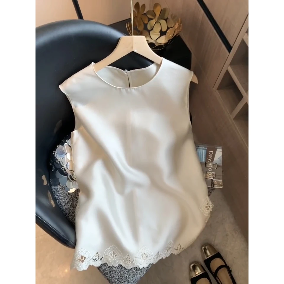 新中式镂空花边无袖上衣女装夏季新款高级感气质法式复古背心小衫