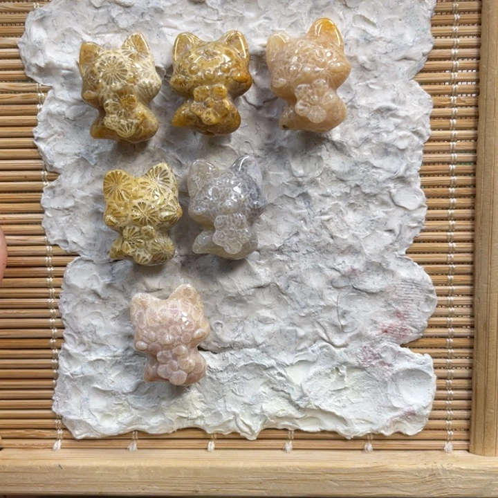 *****硅化玉未镶嵌颈饰k12