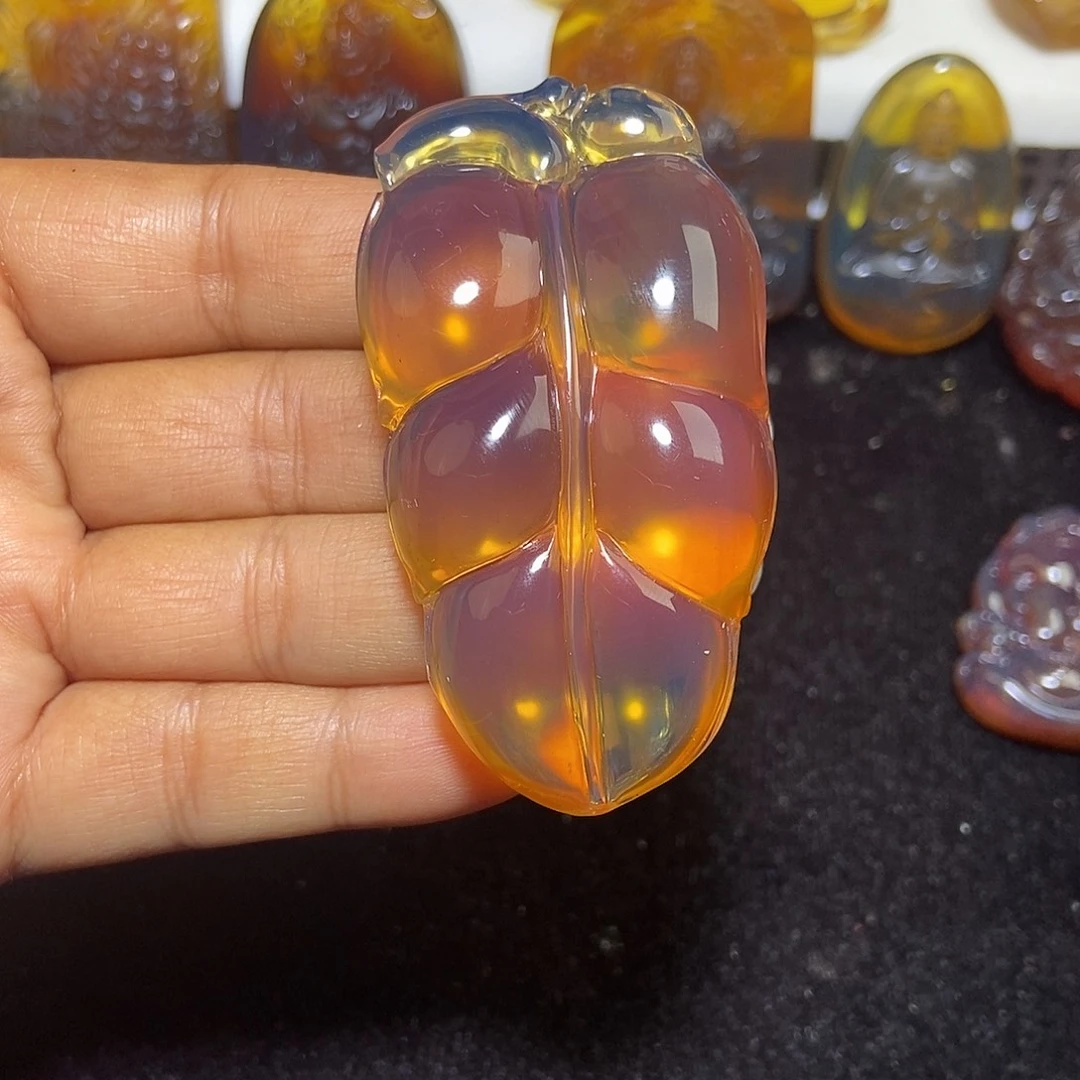 琥珀未镶嵌颈饰缅甸天然琥珀吊坠