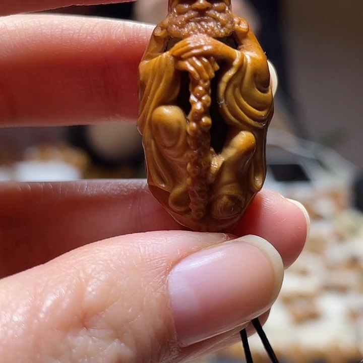 橄榄核吊坠橄榄核