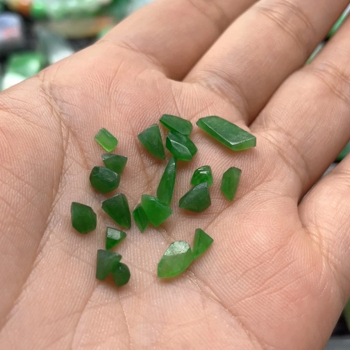 定制翡翠未镶嵌天然翡翠
