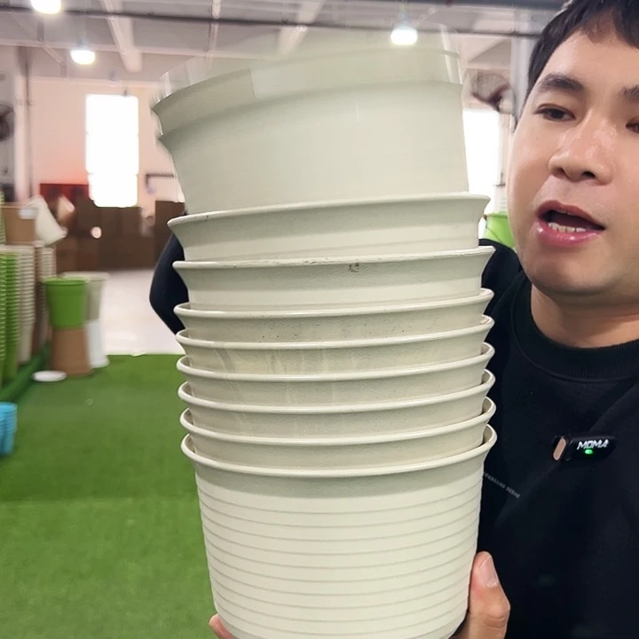 微瑕矮陶口18高13米色10个无托