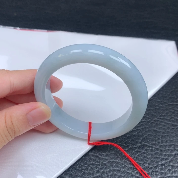 ****࿐翡翠手镯未镶嵌正圈