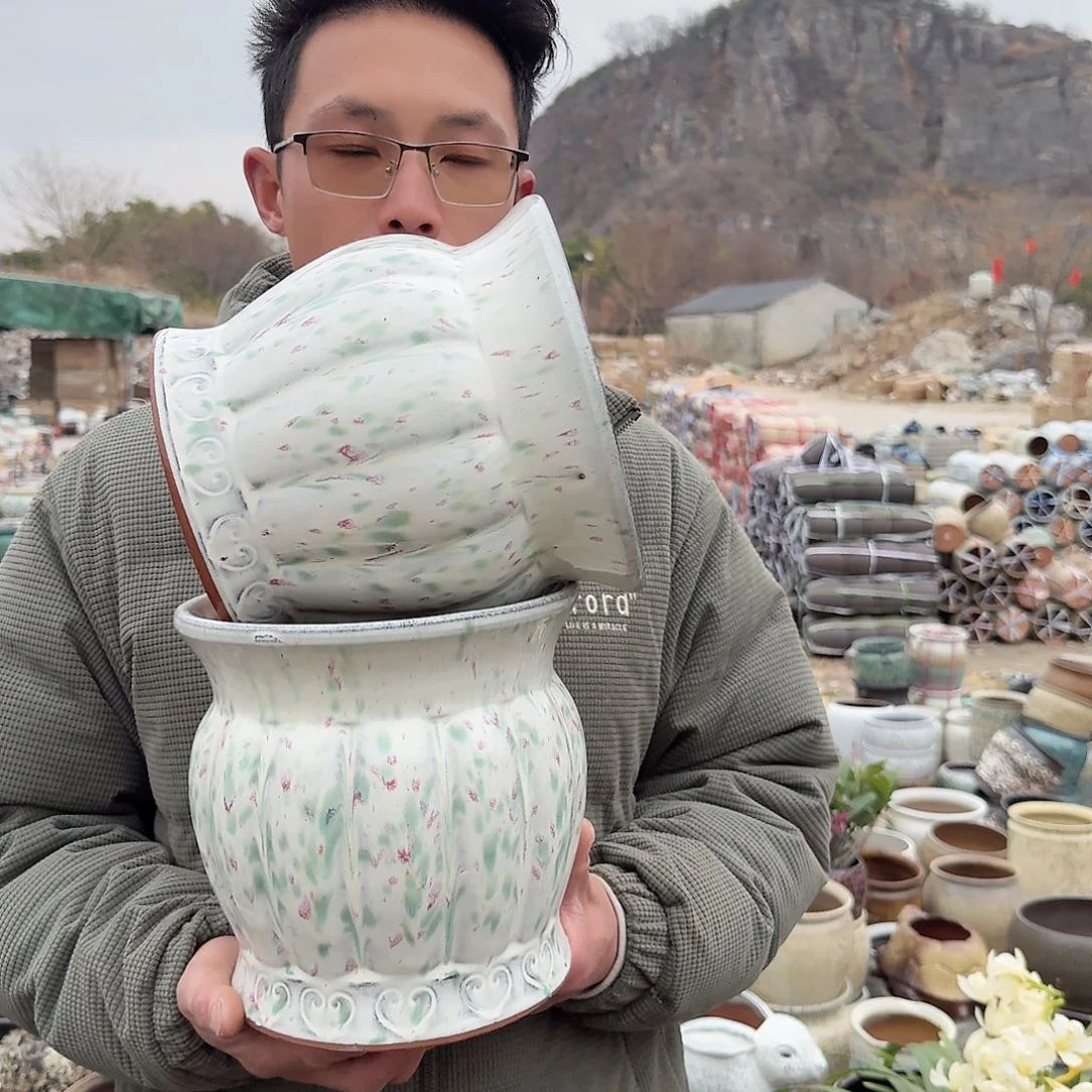 紫砂花盆口20高20（两个南瓜如意白彩色