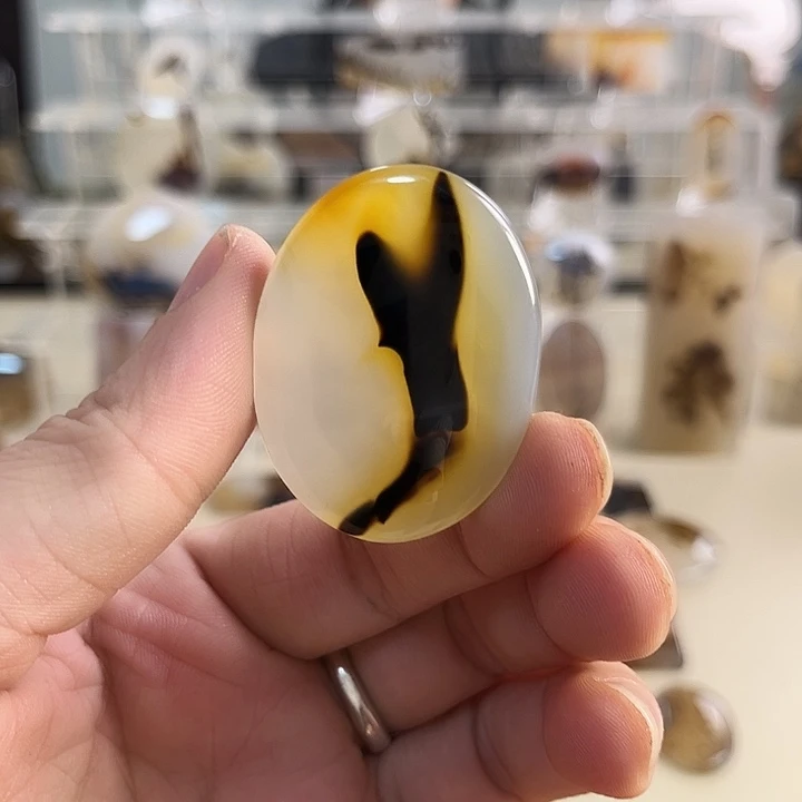 玛瑙/玉髓吊坠(不含链)未镶嵌云**生