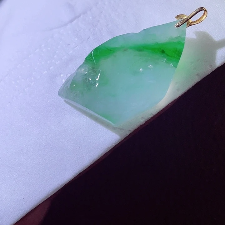 颈饰18K金镶嵌翡翠翡翠