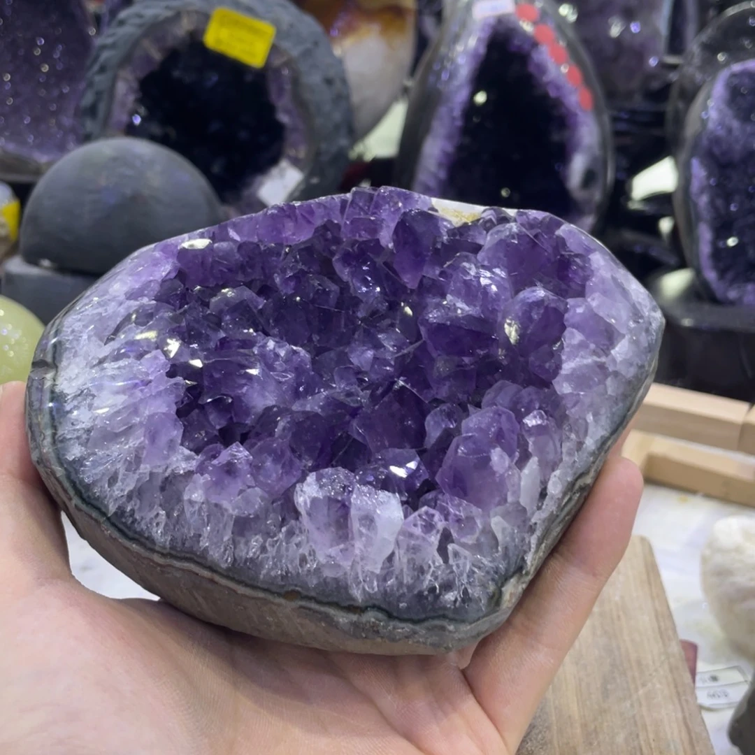 未镶嵌珠宝半成品水晶