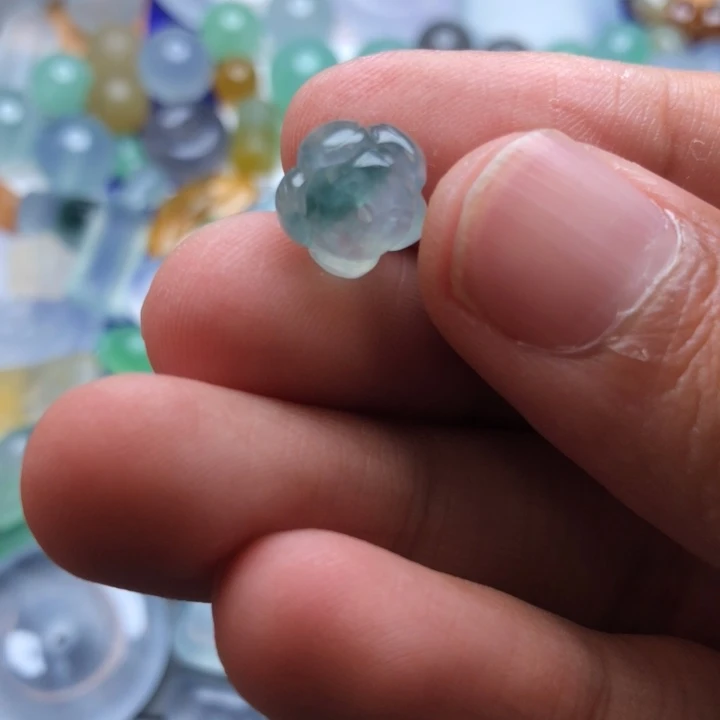 未镶嵌定制翡翠挂件