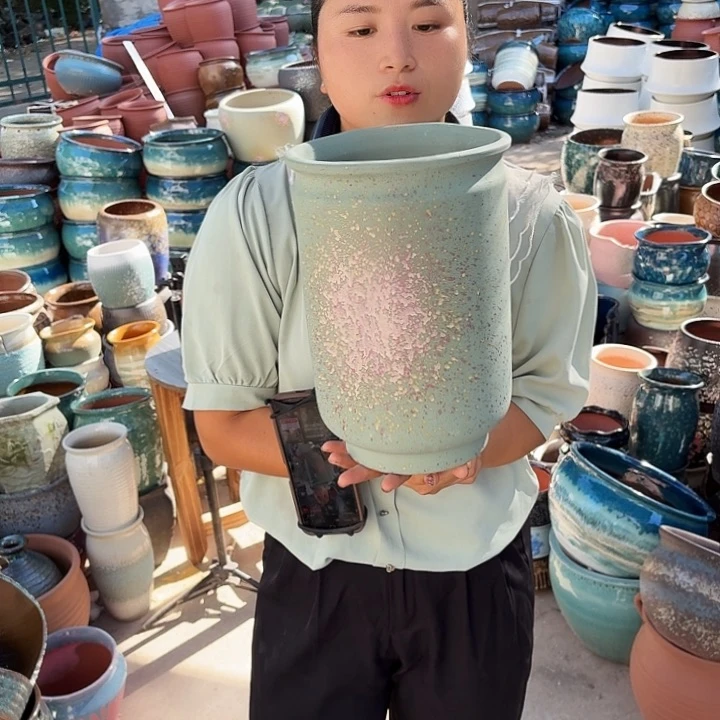 口20高30一个盆子。