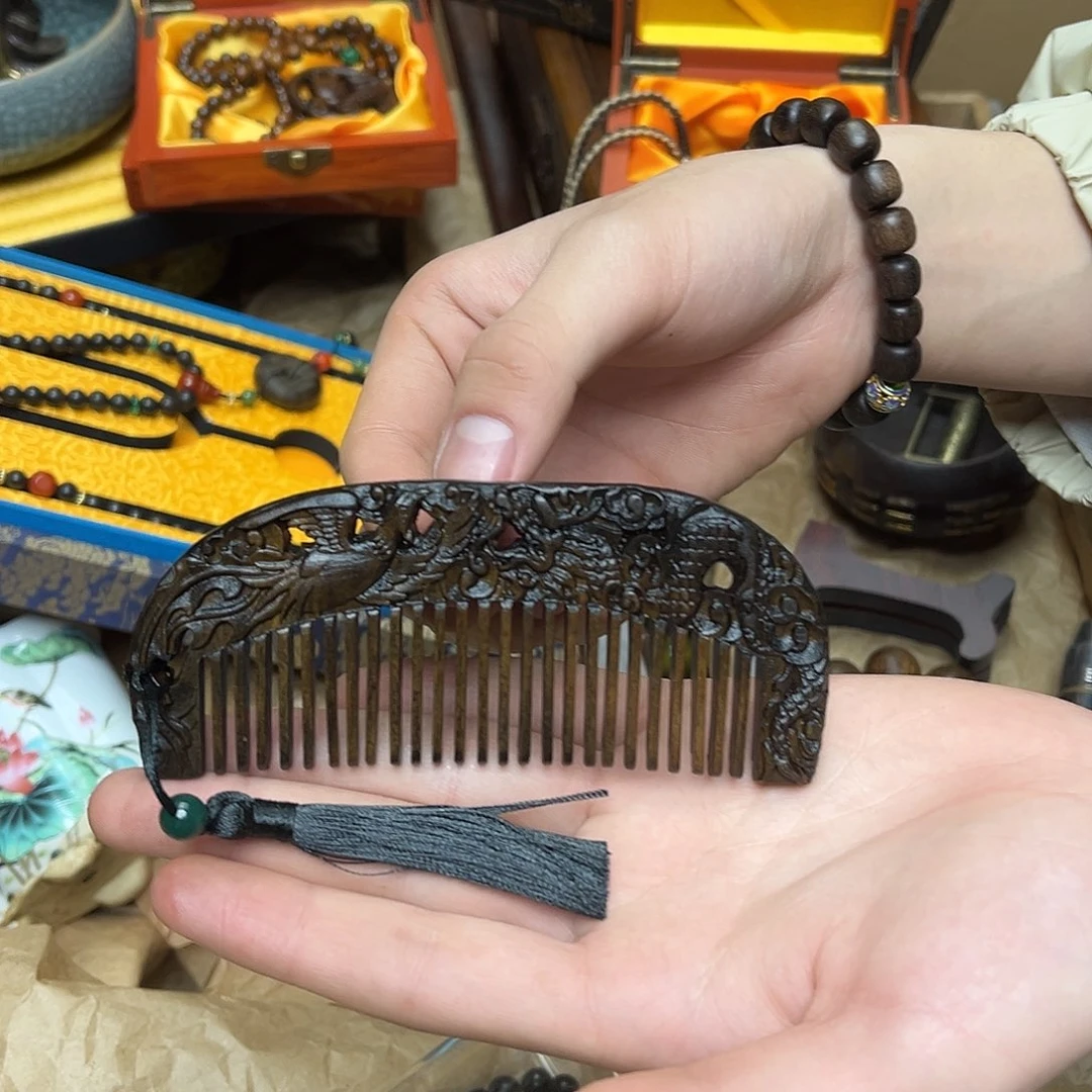 大叶紫檀（黑酸枝木类）