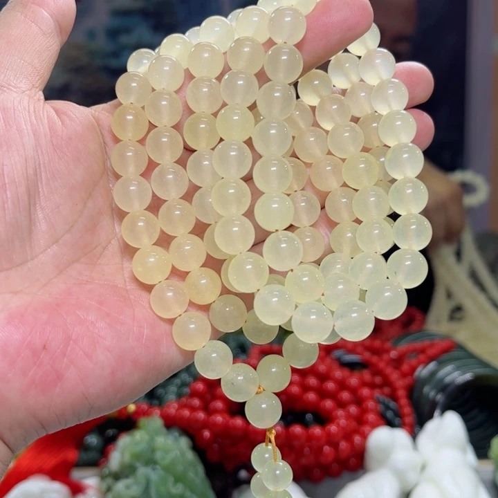 蛇纹石玉颈饰未镶嵌不***音