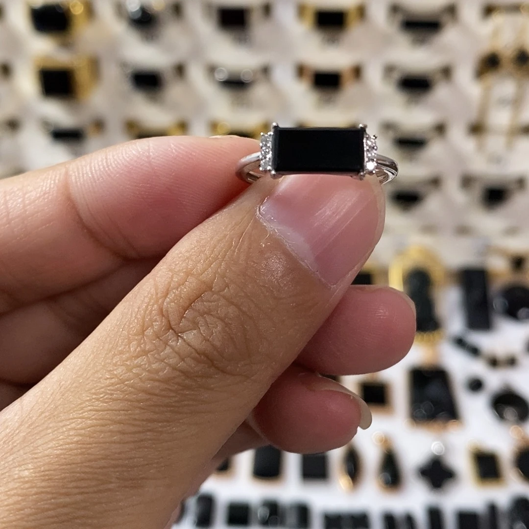 翡翠未镶嵌手链墨翠