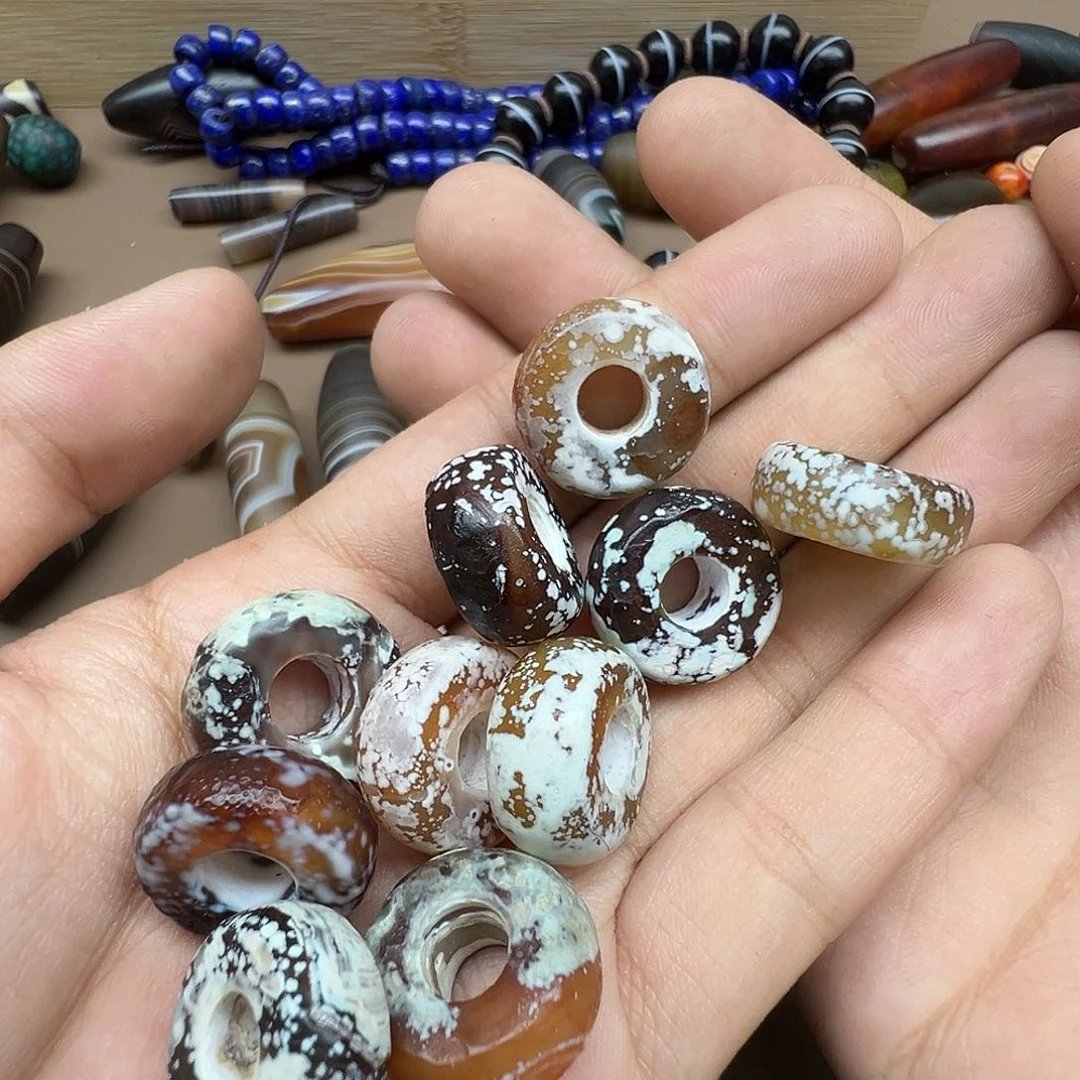 玉***夫玛瑙/玉髓合金珠宝半成品10颗
