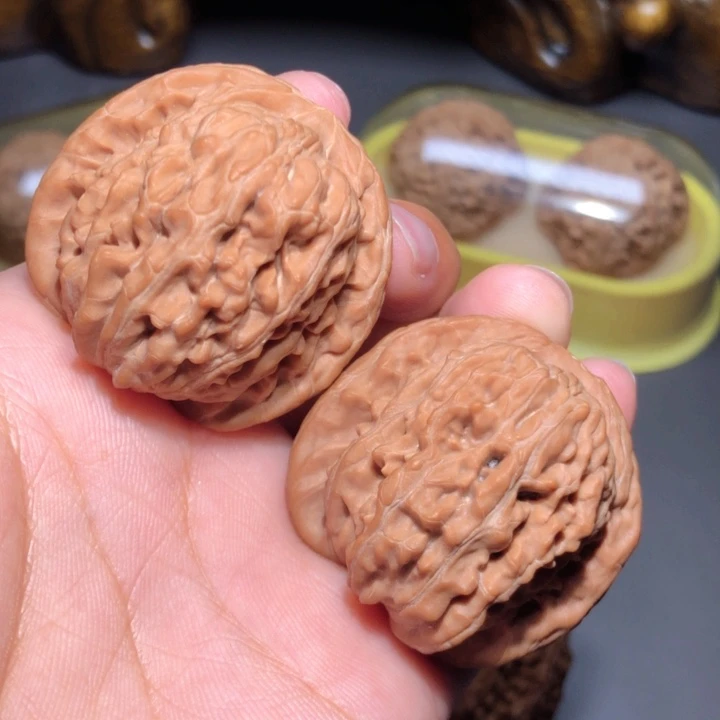 文玩核桃把件40四座楼