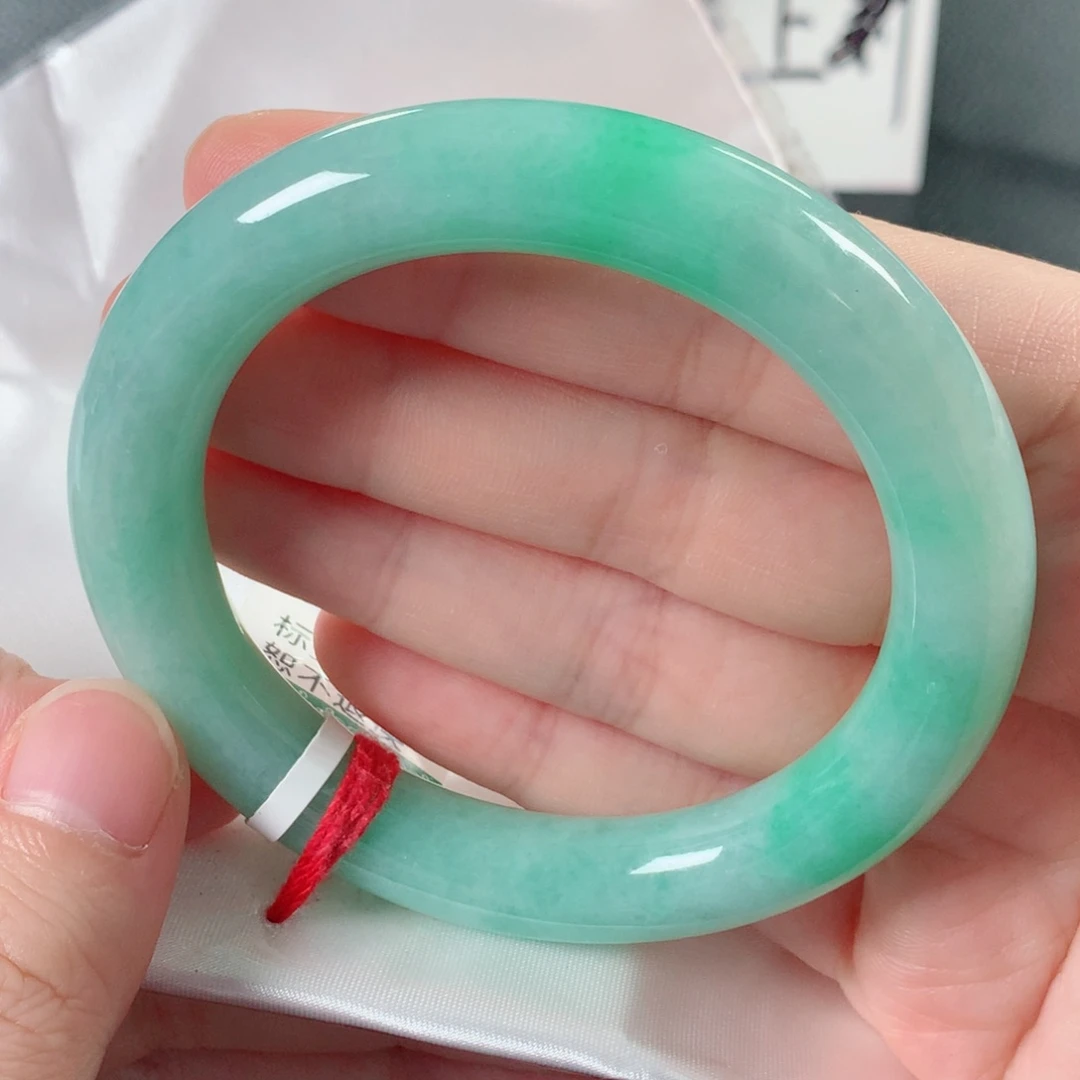 翡翠手镯未镶嵌缅甸天然翡翠手镯56圈口