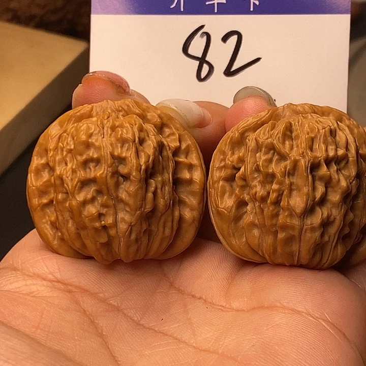 桃核吊坠四座楼38无刀痕s
