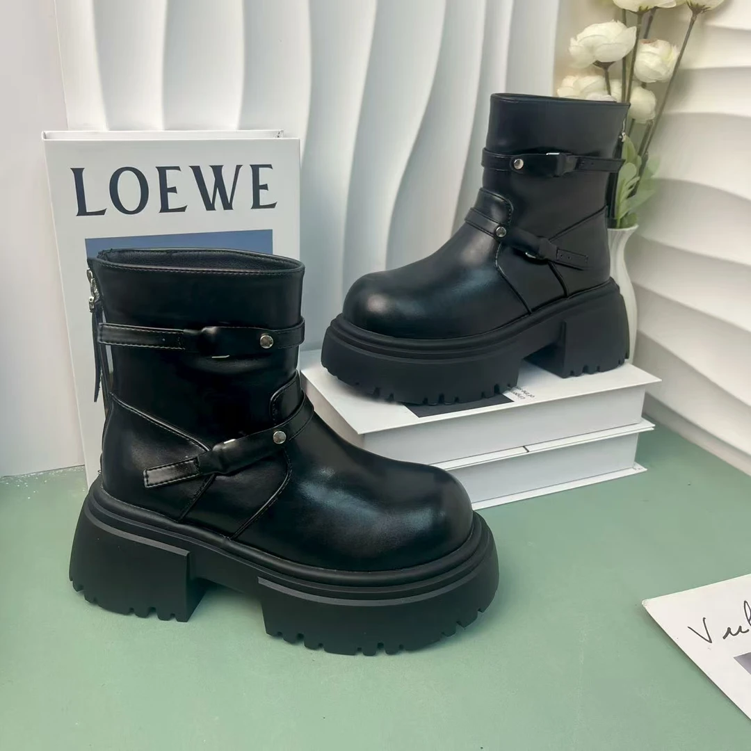 休闲风中跟平底短靴h55靴子厚底英伦风幂式穿搭