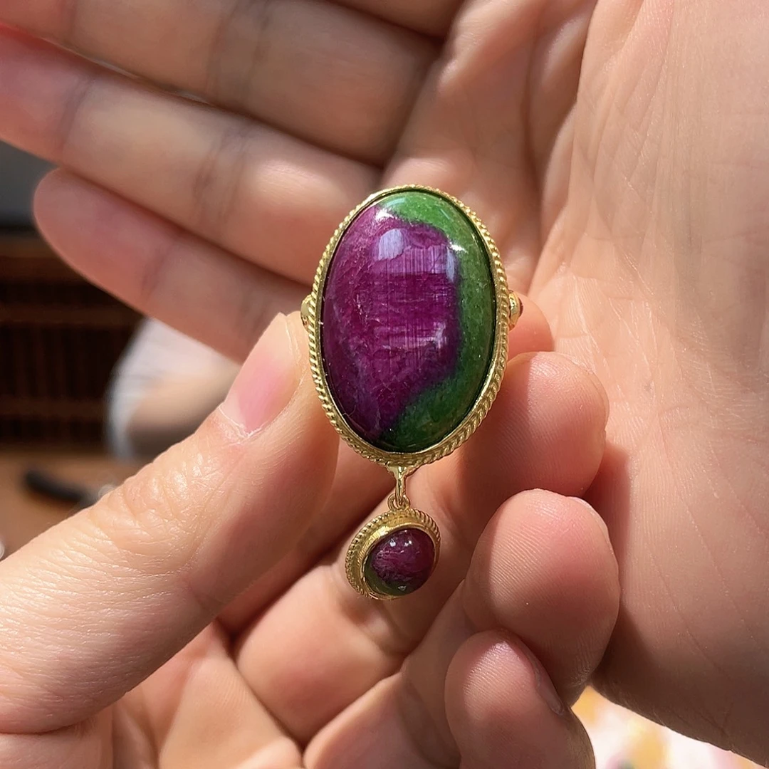 锦纶铁合金戒指红宝