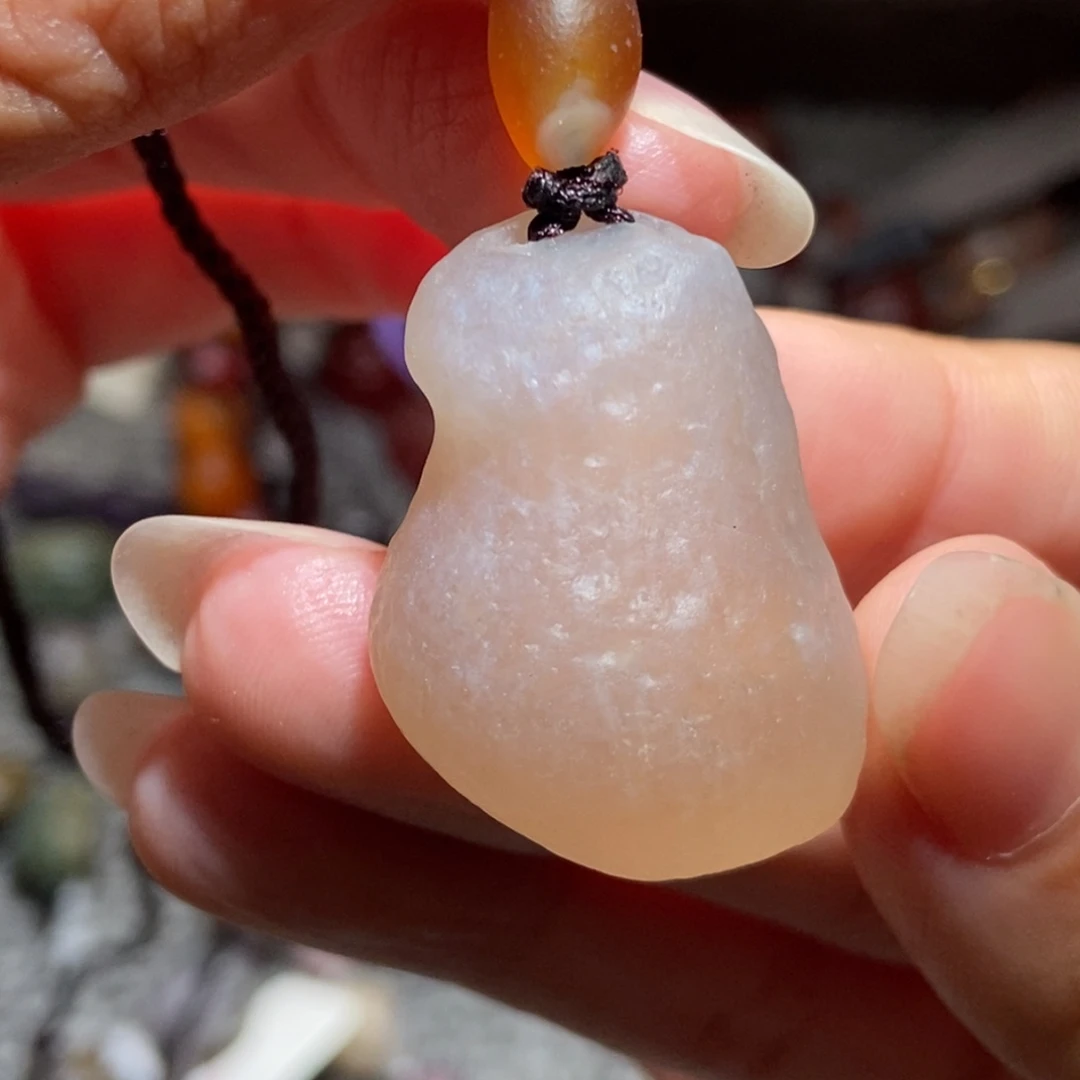 玛瑙/玉髓未镶嵌珠宝半成品
