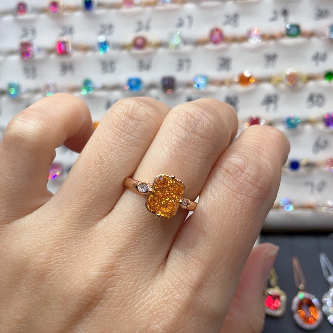 4红宝石（处理）15圈闭口戒指