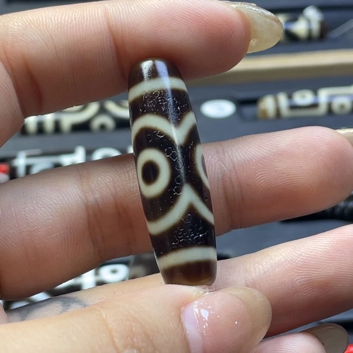 鼎***)玛瑙/玉髓未镶嵌颈饰