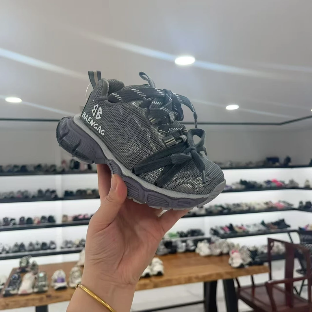 5833新款老爹运动轻便童鞋黑色网面运动鞋灰色休闲鞋老爹鞋鞋子