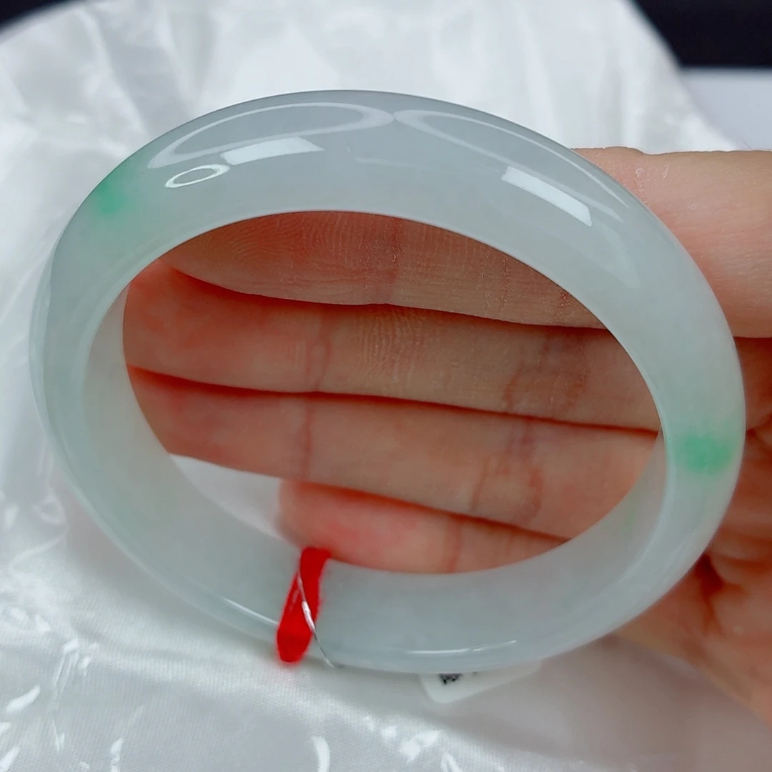 翡翠未镶嵌手镯54.3正圈，阳春白雪，润感好