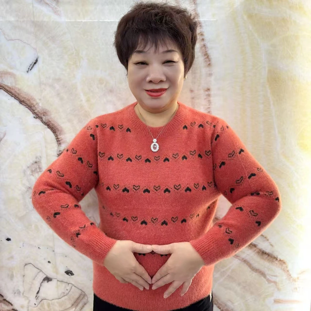 2025新款妈妈装时尚气质桃心条纹双面绒纯色圆领毛衣