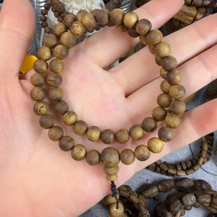 沉香碎屑沉香莺歌绿奇楠07圆珠双圈