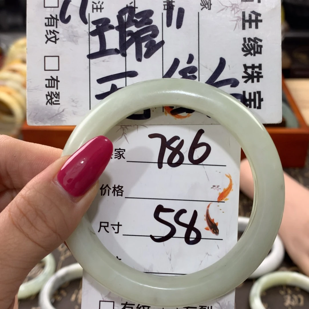 【闪购商品】蛇纹石玉手镯未镶嵌