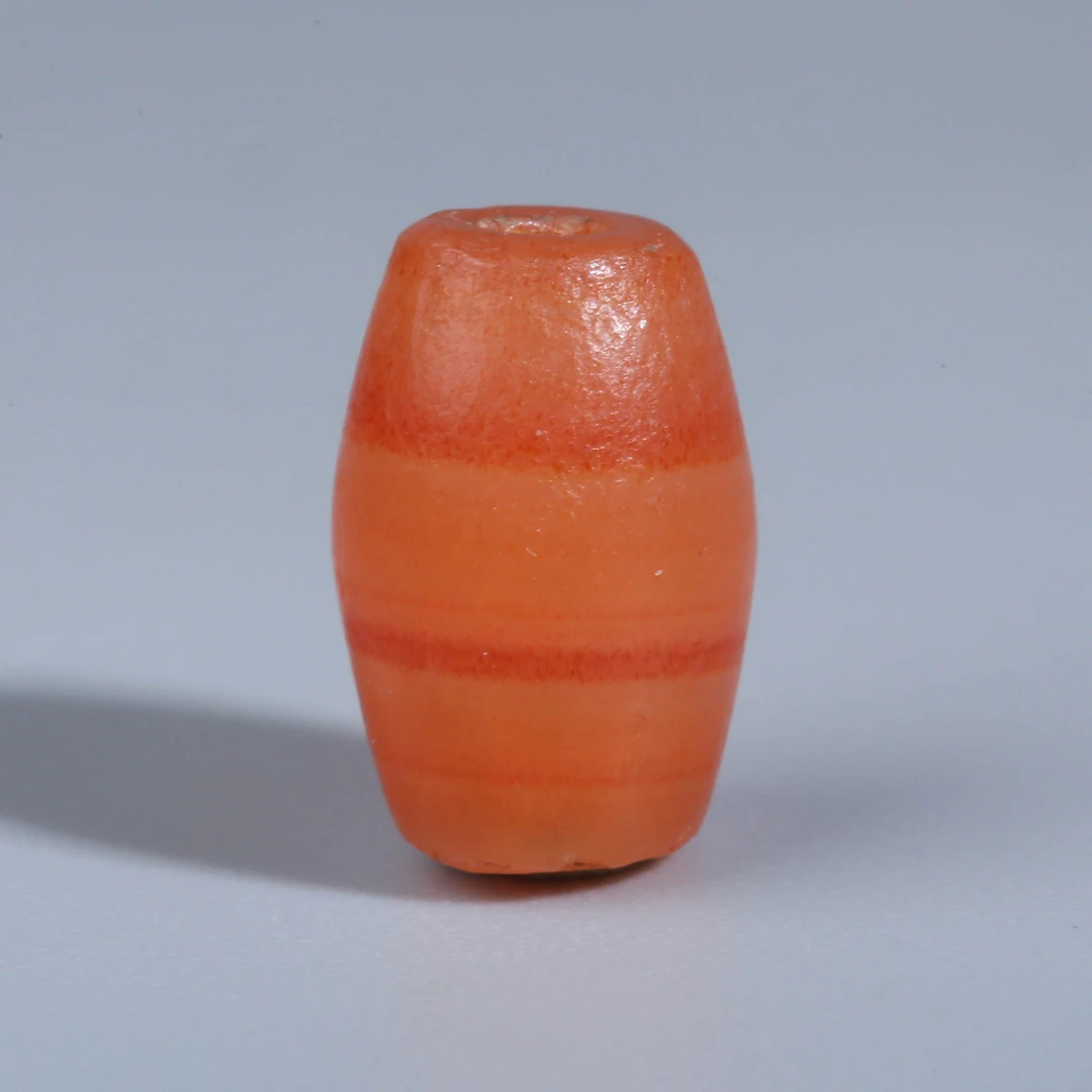 XY46-15 东南亚pyu时期满风化红玉髓管珠 5.5*8.4mm